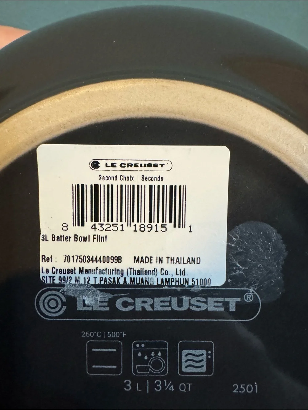 NWT Le Creuset Stoneware Signature Batter Bowl in Flint Gray Ombré